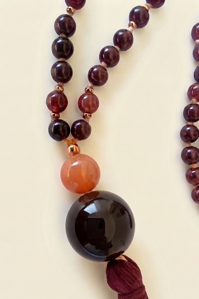 Mala 108 con pietre naturali di Granato almandino, Pietra Guru Pietra di luna e agata, Rame