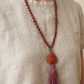 Mala in Diaspro rosso, Pietra Guru Buddha che sorride in Corniola rossa, Rame