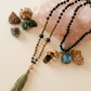 Mala da meditazione artigianale in Pietra Lavica, Rodonite e Unakite, Pietra Guru in Pietra di Luna Pesca con Olio Essenziale – 108 perle
