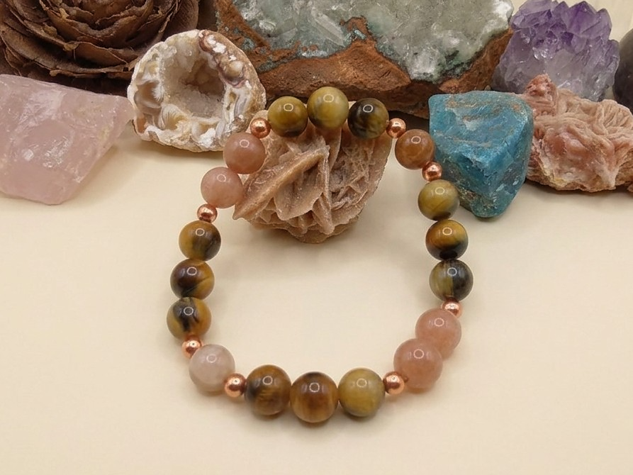 Bracciale in Occhio di Tigre blu e Pietra di Luna Pesca – Perle naturali da 8 mm
