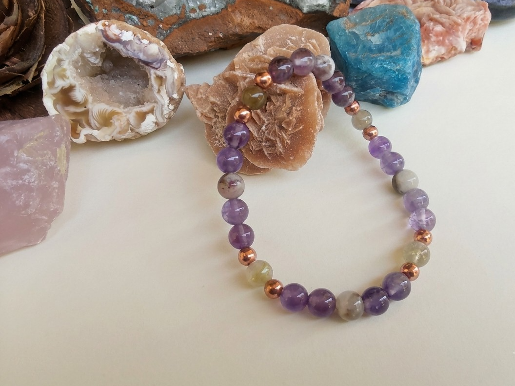 Bracciale in Ametista, Tormalina Elbaite e Labradorite – Perle naturali da 6 mm
