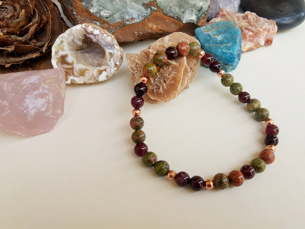 Bracciale in Unakite e Granato Almandino – Perle naturali da 6 mm
