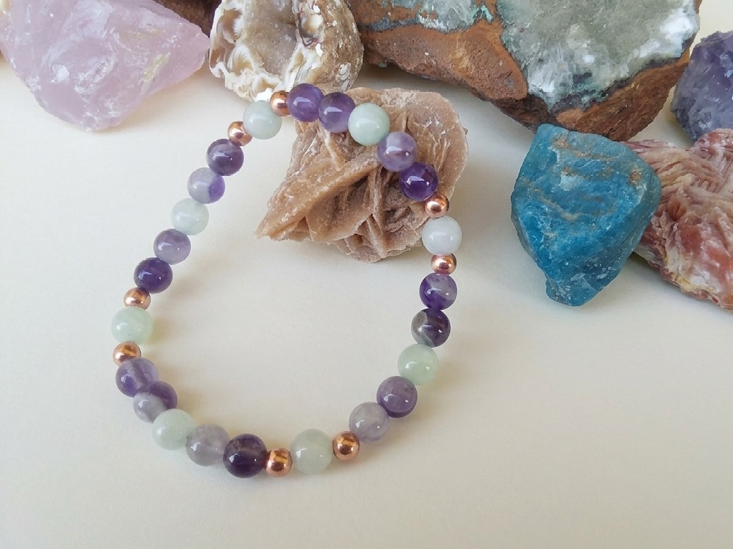 Bracciale in Ametista e Quarzo Latteo – Perle naturali da 6 mm