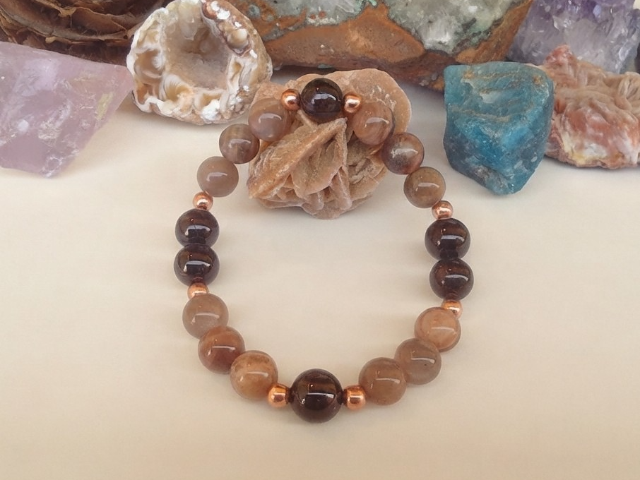 Bracciale in Granato e Pietra di Luna Nera – Perle naturali da 8 mm