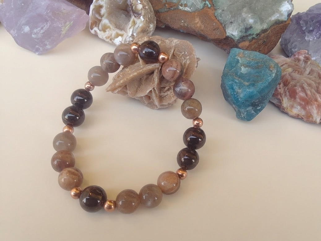 Bracciale in Granato e Pietra di Luna Nera – Perle naturali da 8 mm