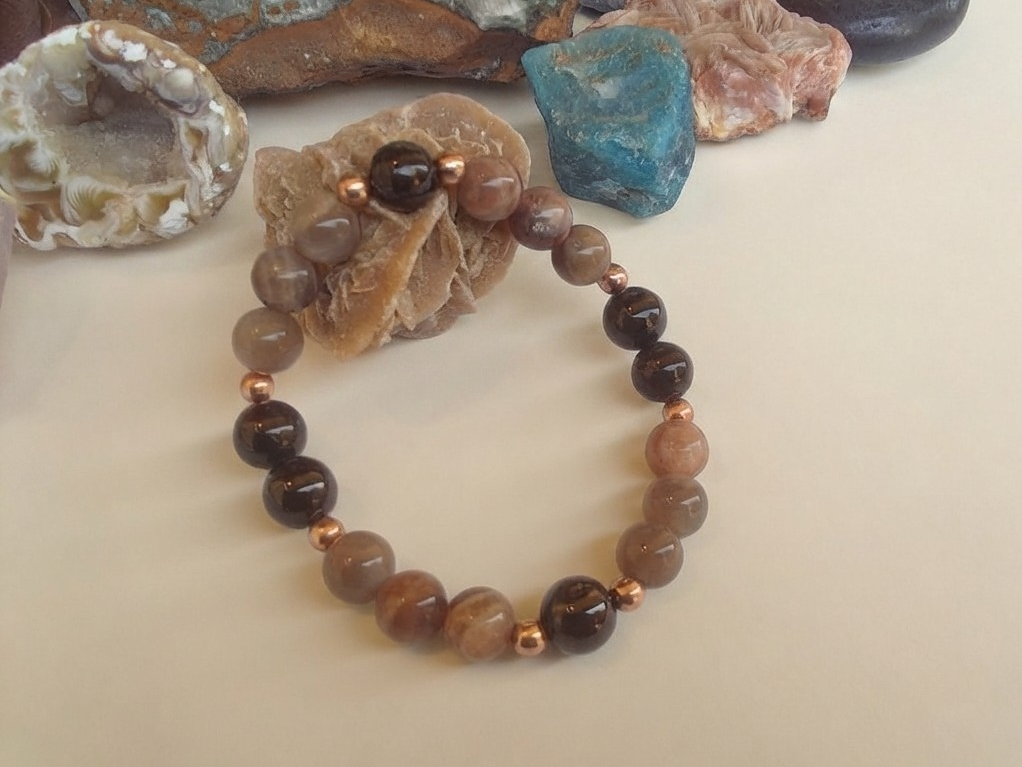 Bracciale in Granato e Pietra di Luna Nera – Perle naturali da 8 mm