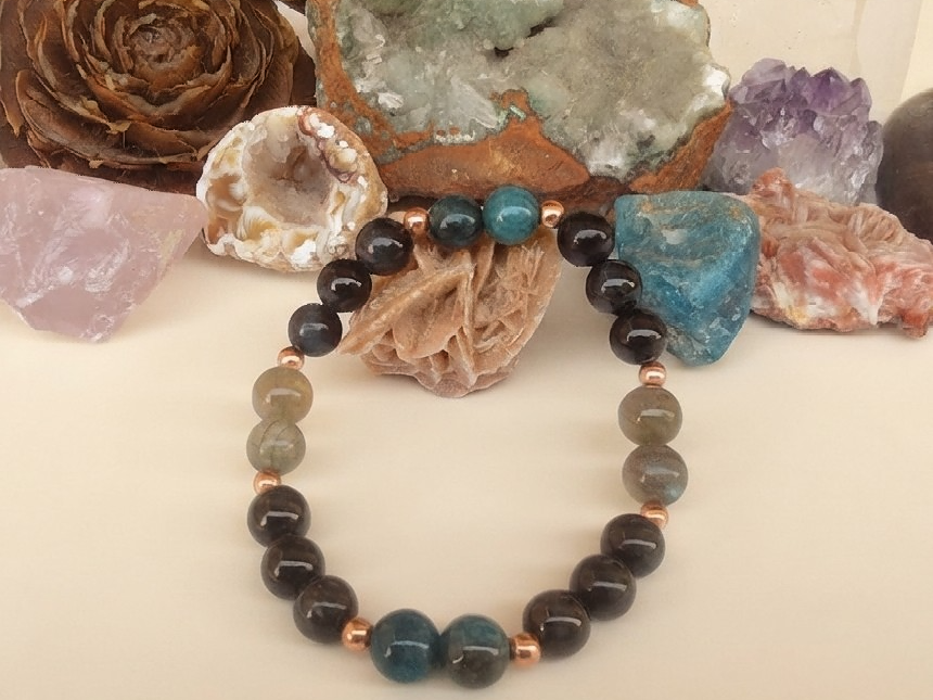 Bracciale in Occhio di Falco, Apatite e Labradorite – Perle naturali da 8 mm