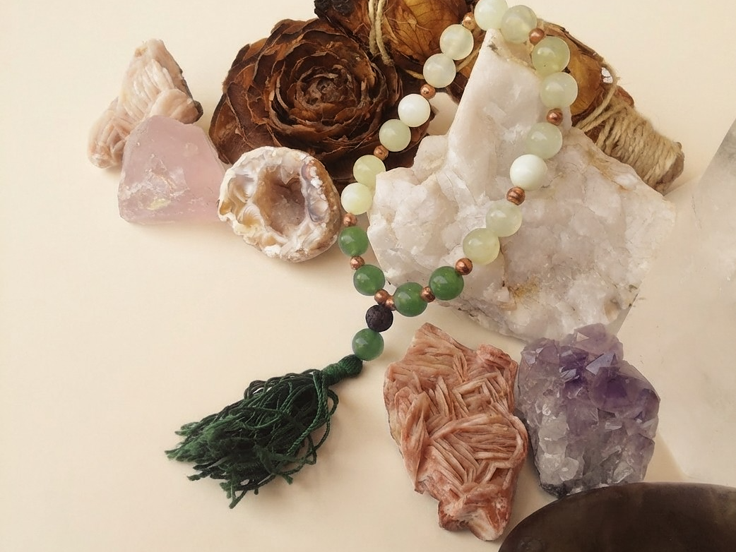 Bracciale Mala in Avventurina, Giadeite e Pietra Lavica – 18 pietre naturali