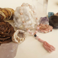 Bracciale Mala in Quarzo rosa, Kunzite e Pietra Lavica – 18 pietre naturali