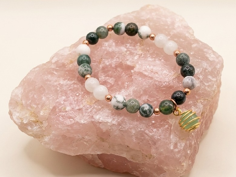 Bracciale in Agata Albero, Agata Muschiata e Agata Bianca con Ciondolo in Avventurina – Perle naturali da 8 mm
