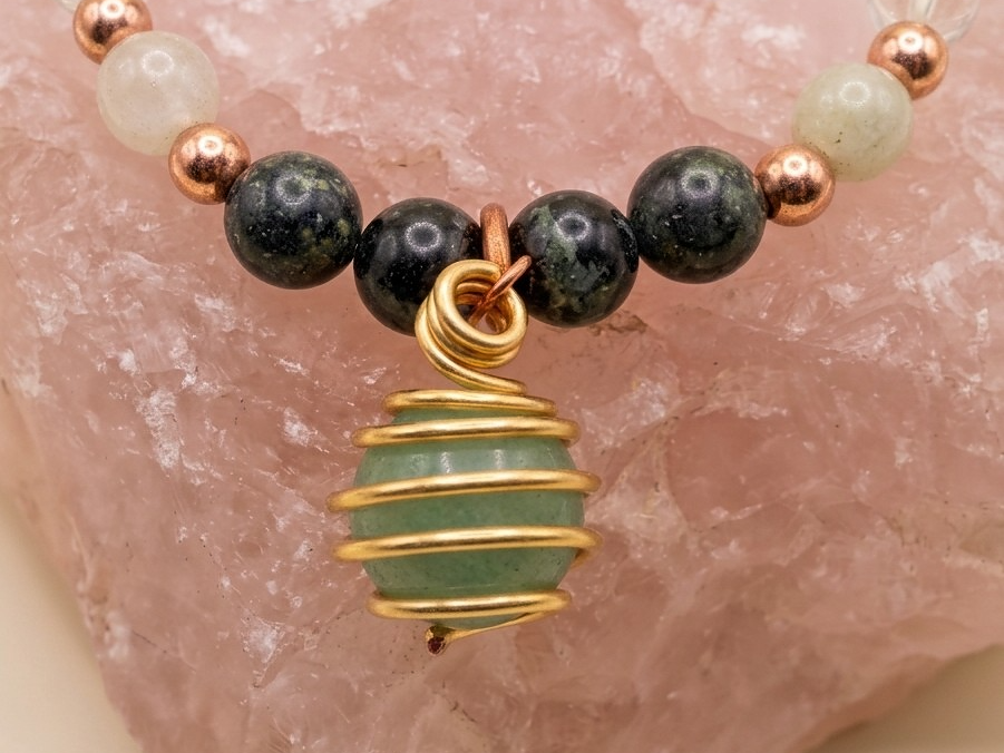 Bracciale in Diaspro Kambaba, Cristallo di Rocca e Giadeite con Ciondolo in Avventurina – Perle naturali da 6 mm