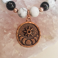 Bracciale in Onice, Howlite ed Ematite con Charm Stella e Fasi Lunari – Perle naturali da 8 mm