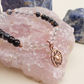 Bracciale in Cristallo di Rocca, Onice e Ossidiana Fiocco di Neve con Charm Sole – Perle naturali da 6 mm