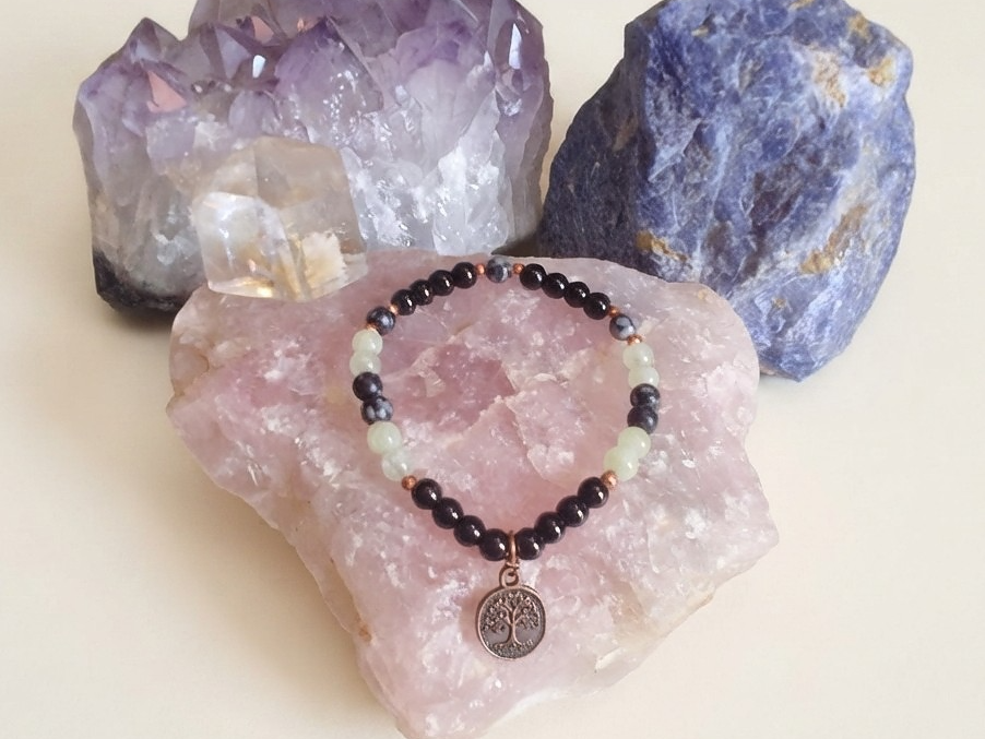 Bracciale in Onice, Giadeite e Ossidiana Fiocco di Neve con Charm Albero della Vita – Perle naturali da 6 mm