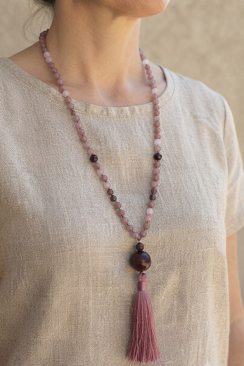 Mala da meditazione in Quarzo Rosa del Madagascar, Granato e Agata Marrone – 108 perle