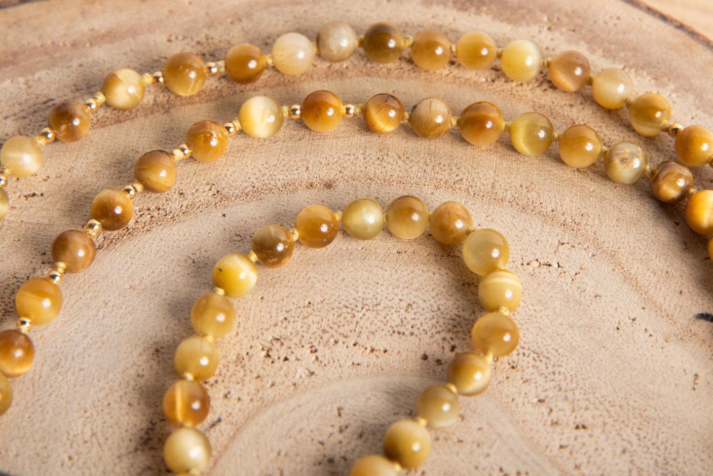 Mala con pietre dure naturali di Occhio di tigre dorato, Pietra guru Agata, Argento dorato 925, placcato oro 14 kt