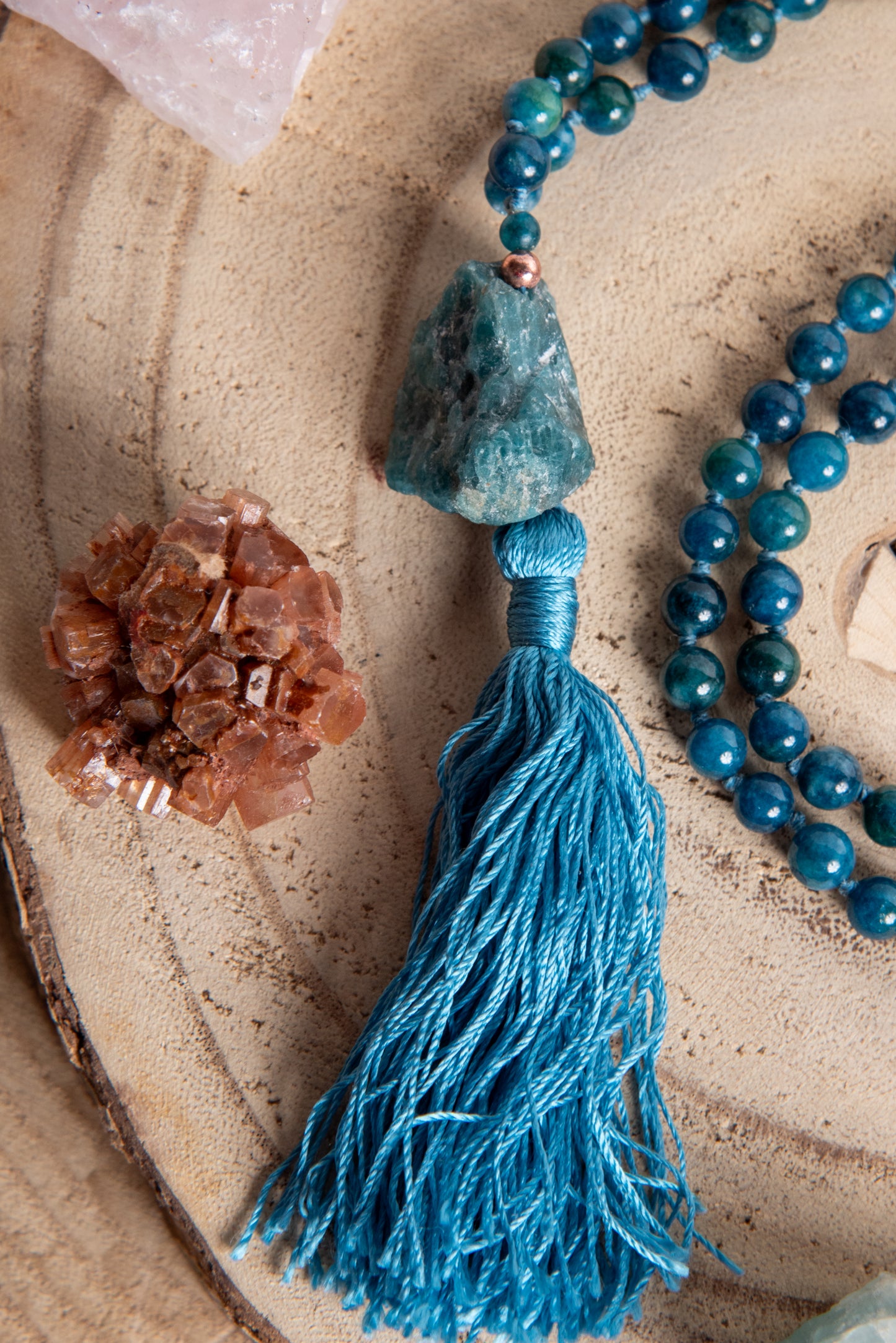 Mala per la pratica della meditazione in Apatite, Pietra Guru Apatite e Rame