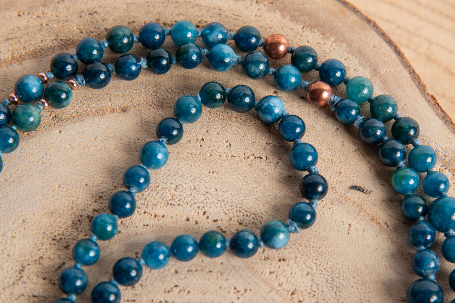 Mala per la pratica della meditazione in Apatite, Pietra Guru Apatite e Rame