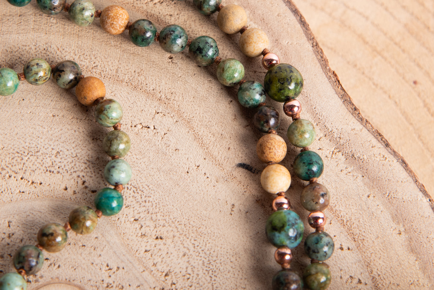 Mala artigianale in Turchese africano e diaspro paesaggio, pietra guru in Diaspro paesaggio e Rame