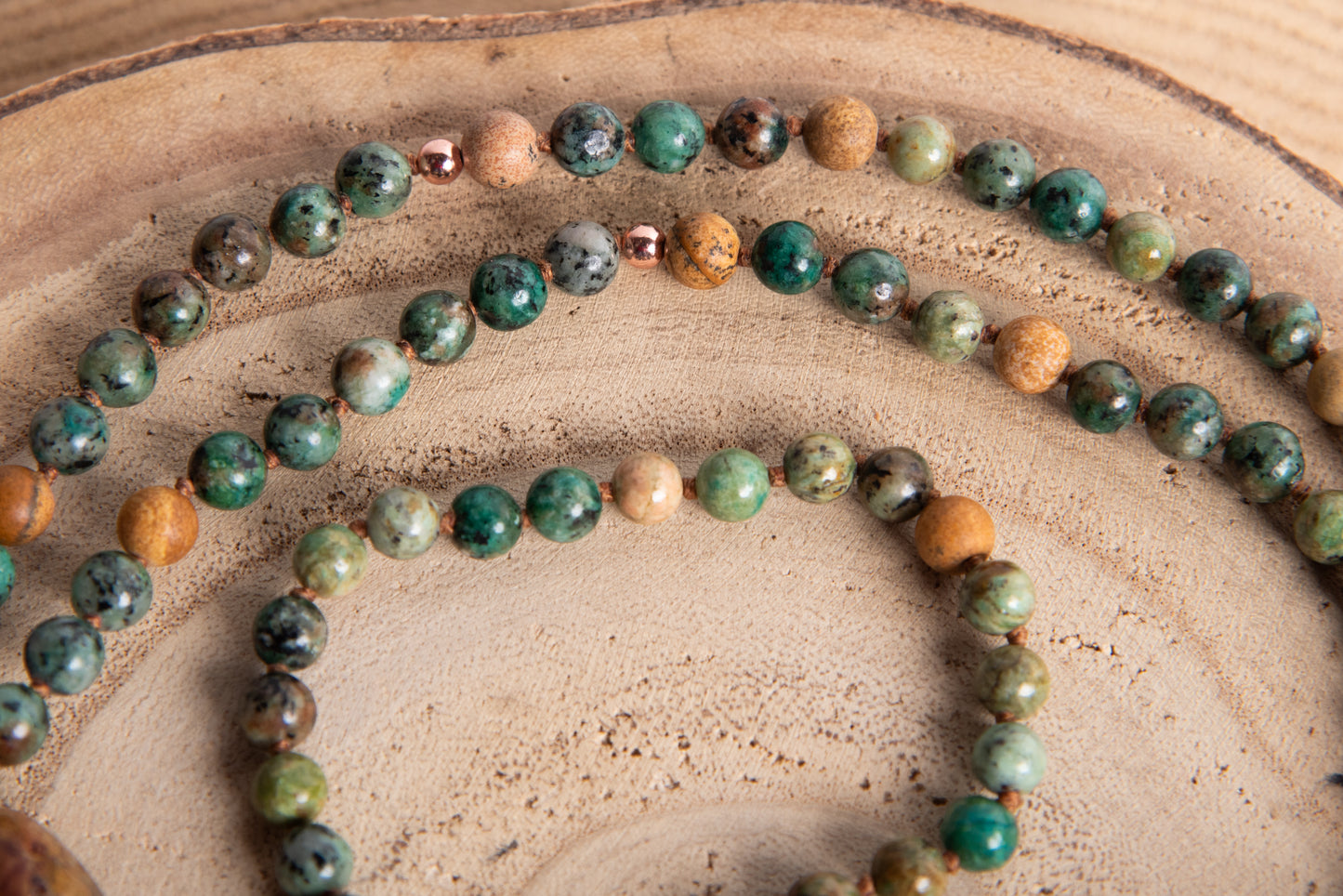 Mala artigianale in Turchese africano e diaspro paesaggio, pietra guru in Diaspro paesaggio e Rame