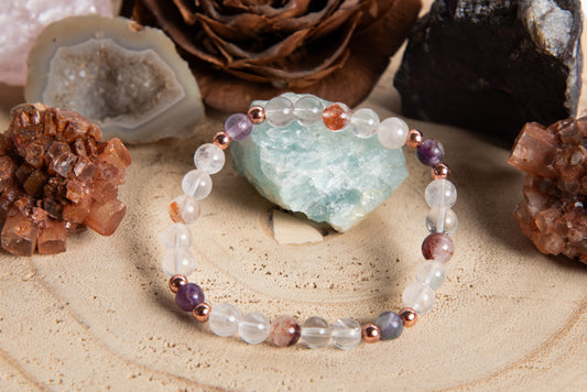 Bracciale perle 6 mm quarzo ematoide, cristallo di rocca, fluorite, rame