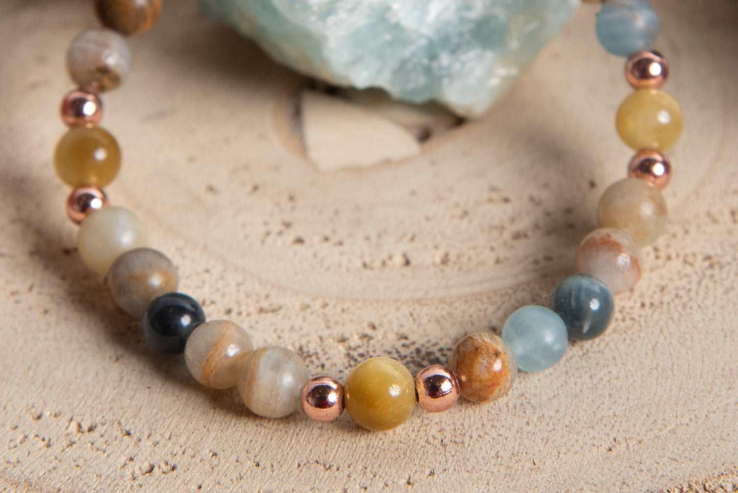 Bracciale perle 6 mm occhio di tigre dorato, occhio di falco, calcite blu, rame