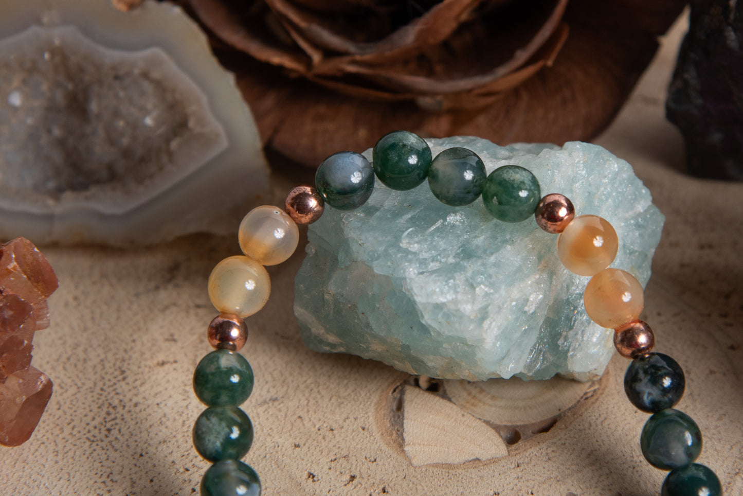 Bracciale perle 6 mm corniola, agata muschiata, rame