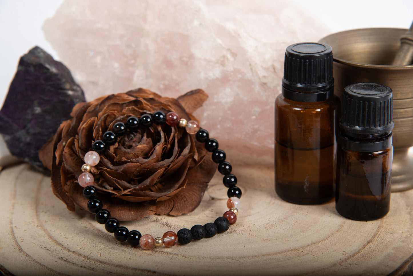 Onice, quarzo ematoide, lava, argento dorato 925