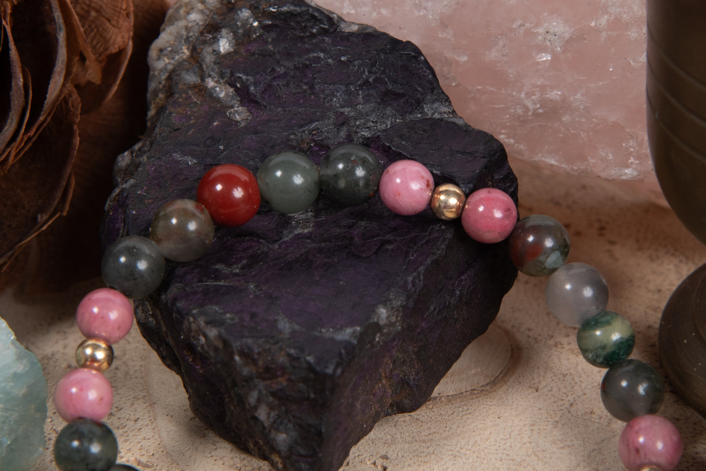 Eliotropio, rodonite, diaspro rosso, lava, argento dorato 925