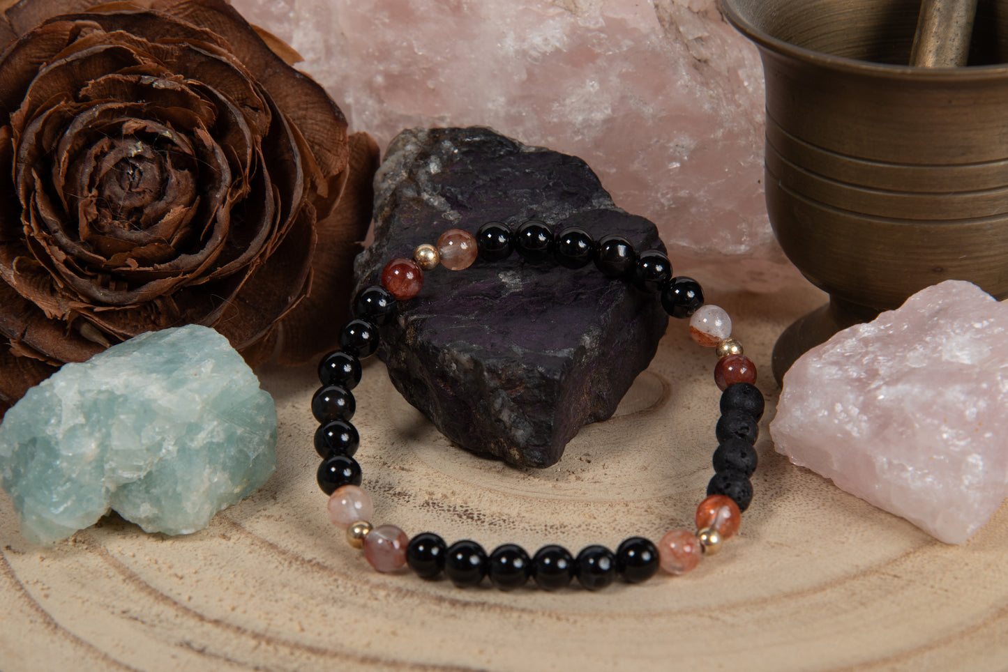 Onice, quarzo ematoide, lava, argento dorato 925