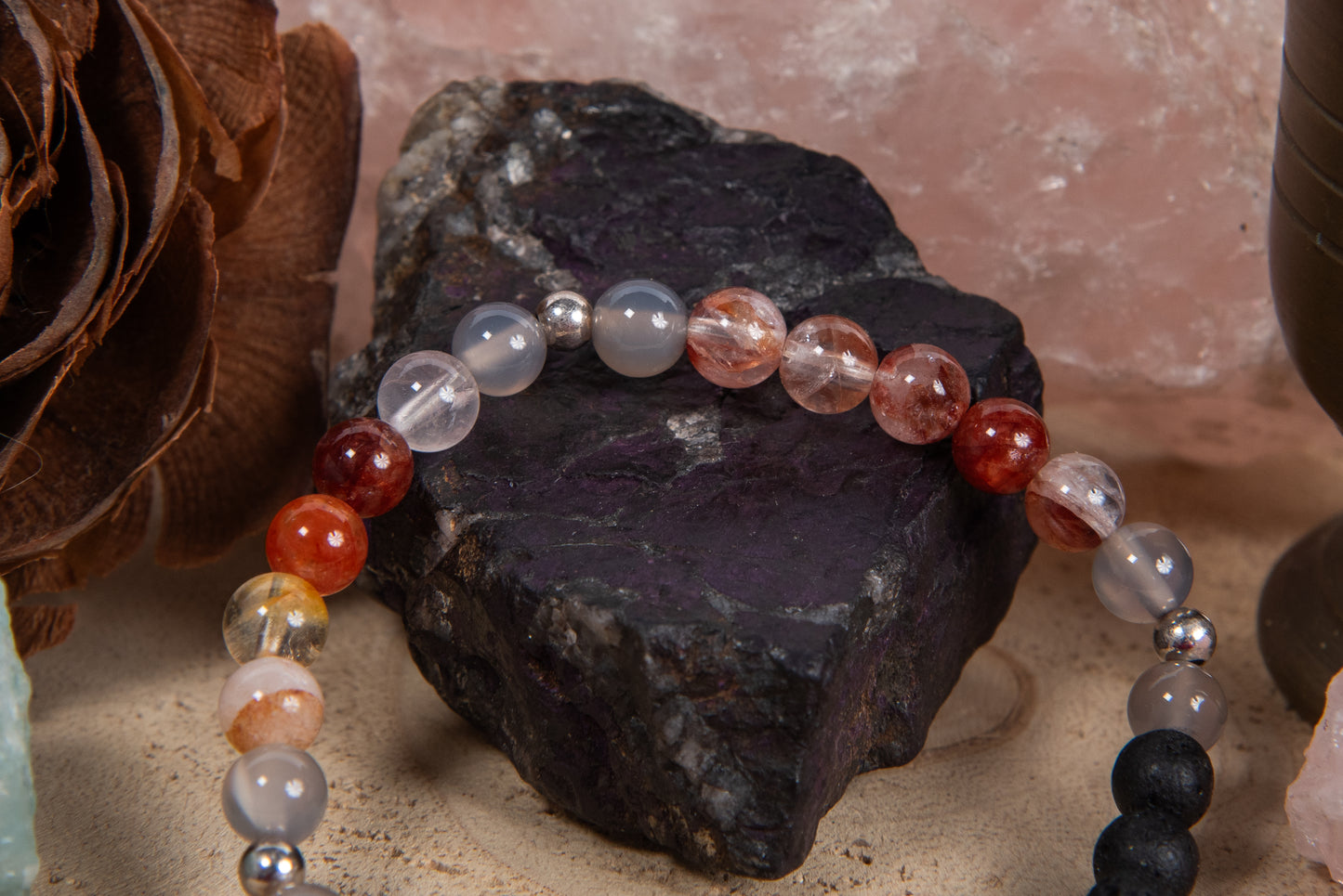 Quarzo ematoide, agata grigia, lava, argento 925