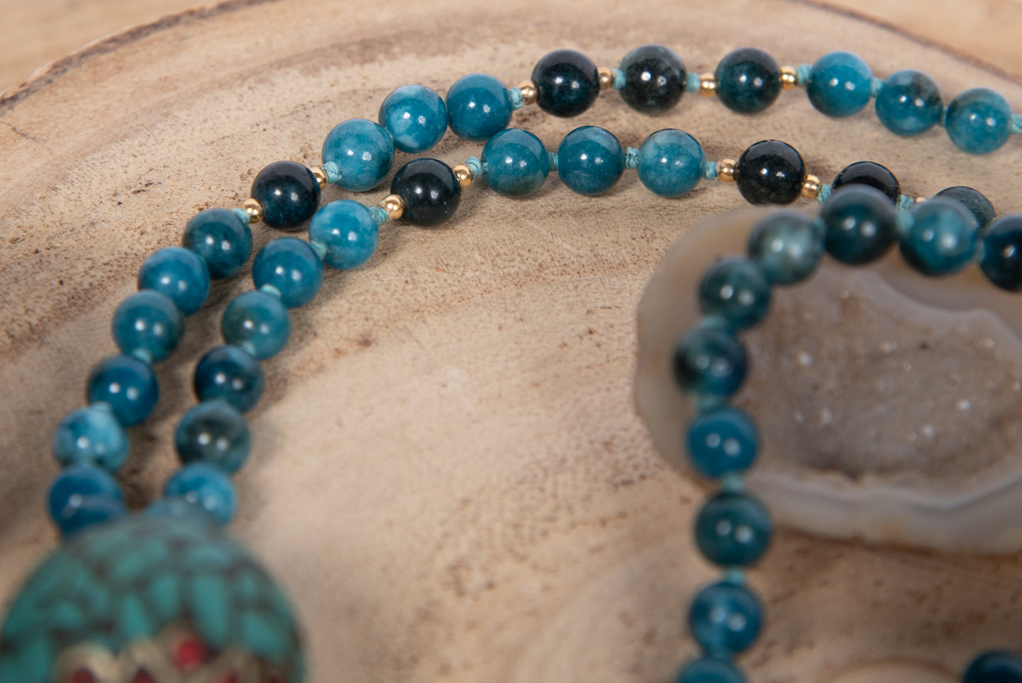 Mala da meditazione in Apatite, Perla Guru Tibetana, Argento dorato 925, placcato oro 14 kt