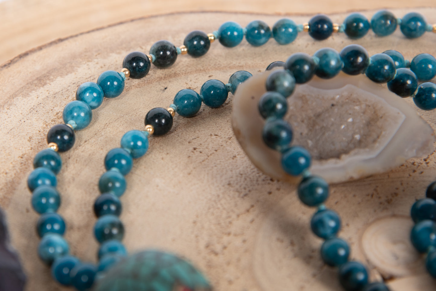 Mala da meditazione in Apatite, Perla Guru Tibetana, Argento dorato 925, placcato oro 14 kt