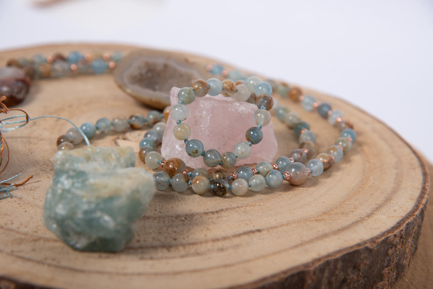 Mala collana 108 perle Calcite blu, pietra guru Agata, rame