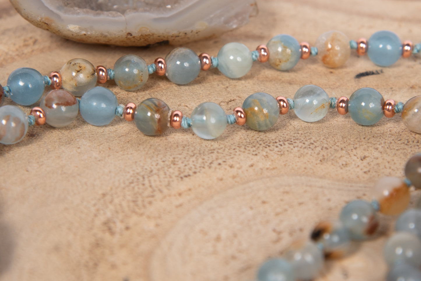 Mala collana 108 perle Calcite blu, pietra guru Agata, rame