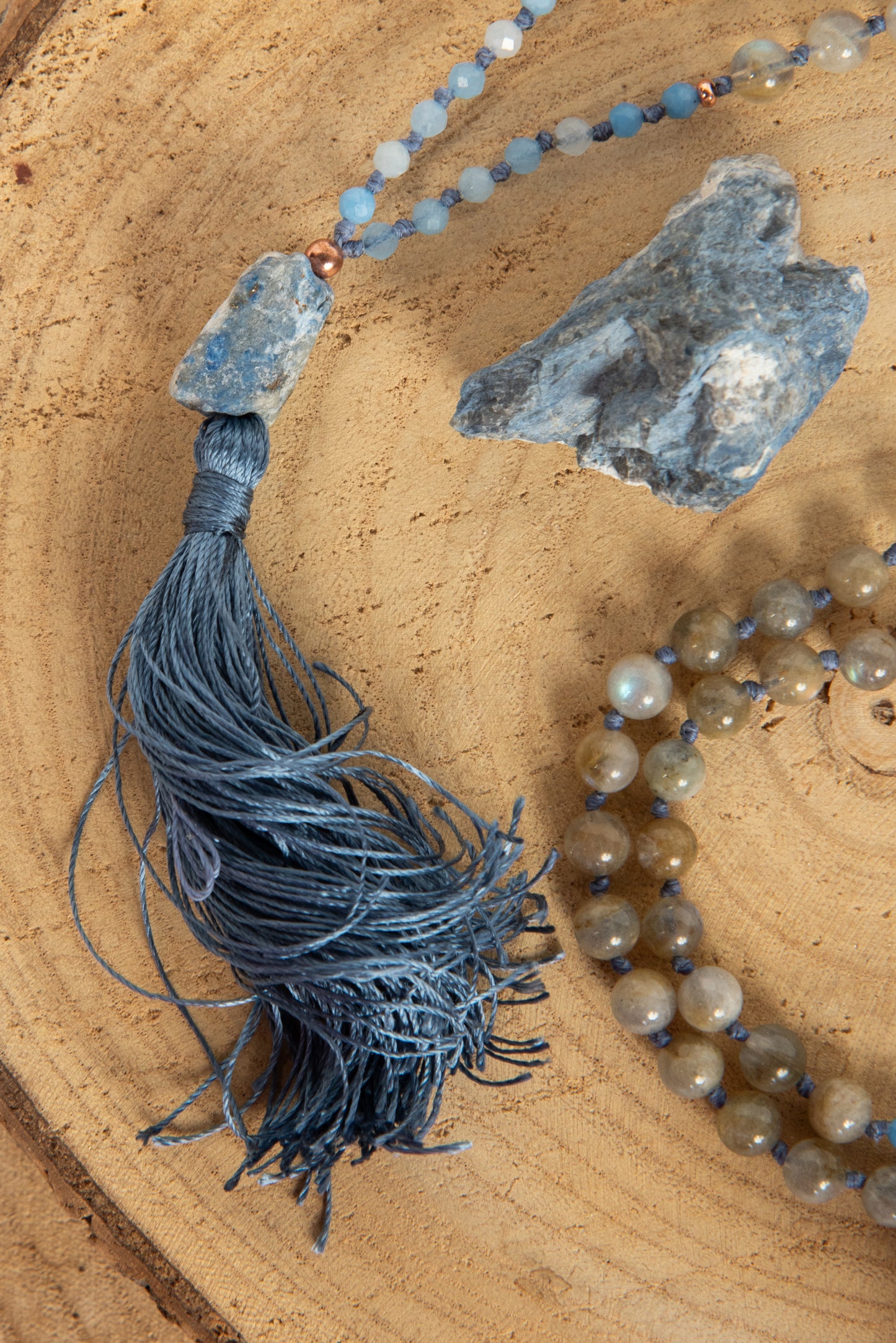 Mala collana 108 perle di Acquamarina e Labradorite, Pietra Guru Lapislazzuli, Rame