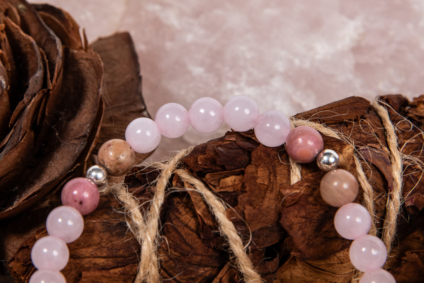 Quarzo rosa, rodonite, lava, argento 925