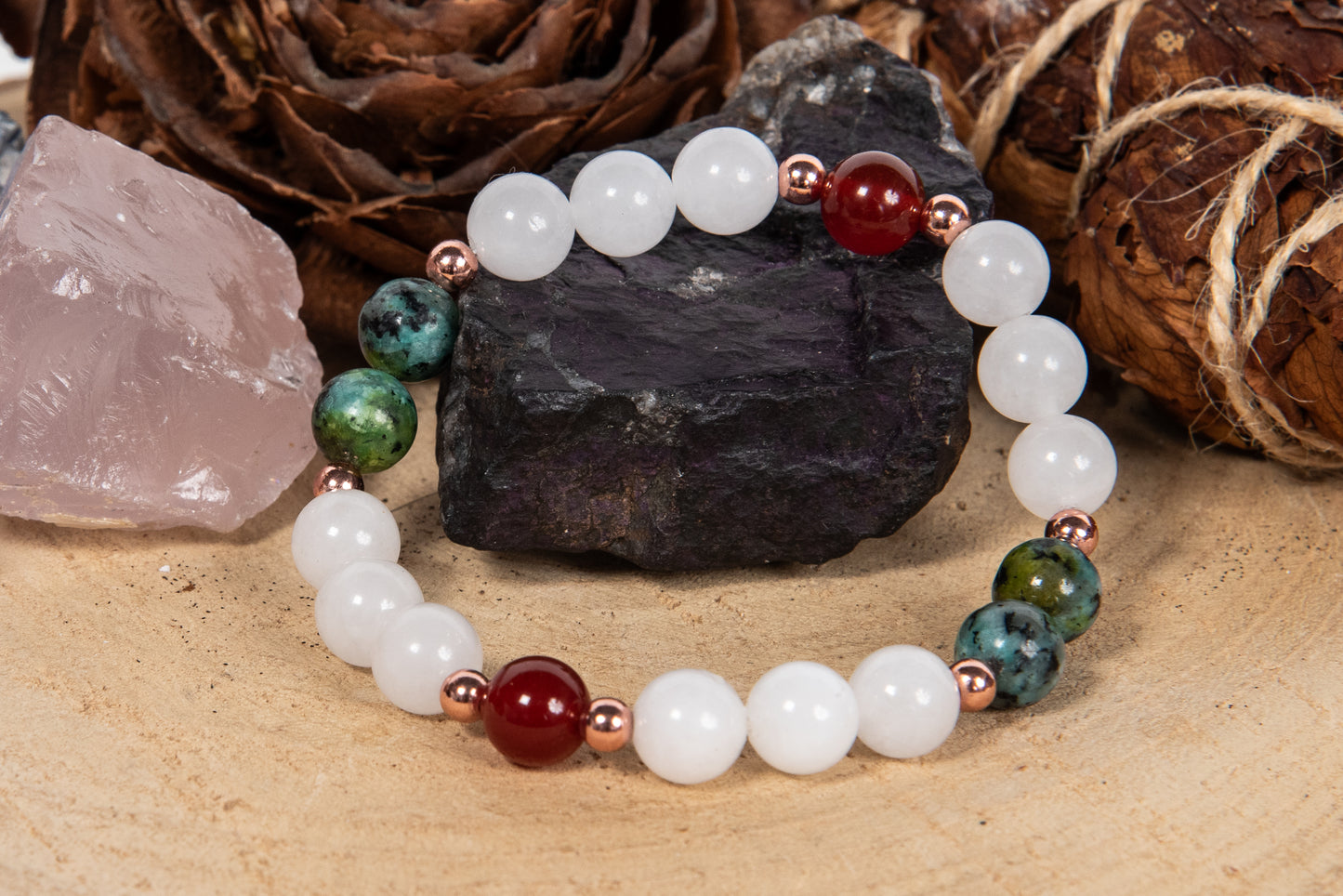 Bracciale perle 8 mm turchese africano, agata bianca, agata rossa, rame