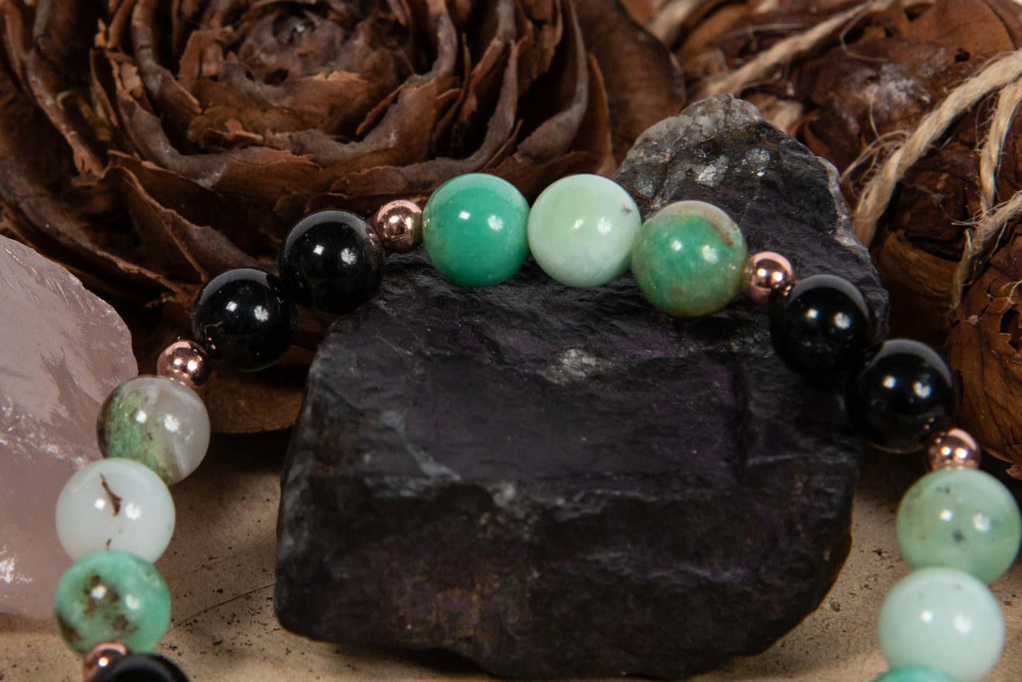 Bracciale perle 8 mm crisoprasio, tormalina, rame