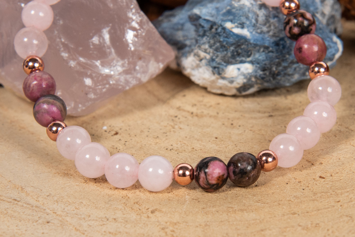 Bracciale perle 6 mm quarzo rosa, rodonite pizzo, rame