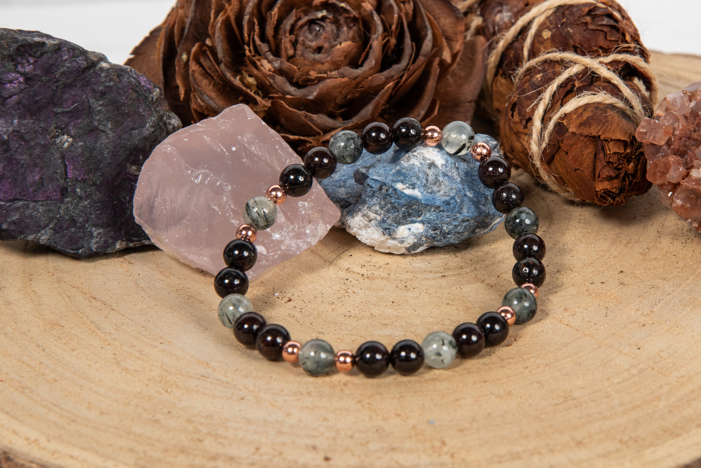 Bracciale perle 6 mm granato, prehnite, rame