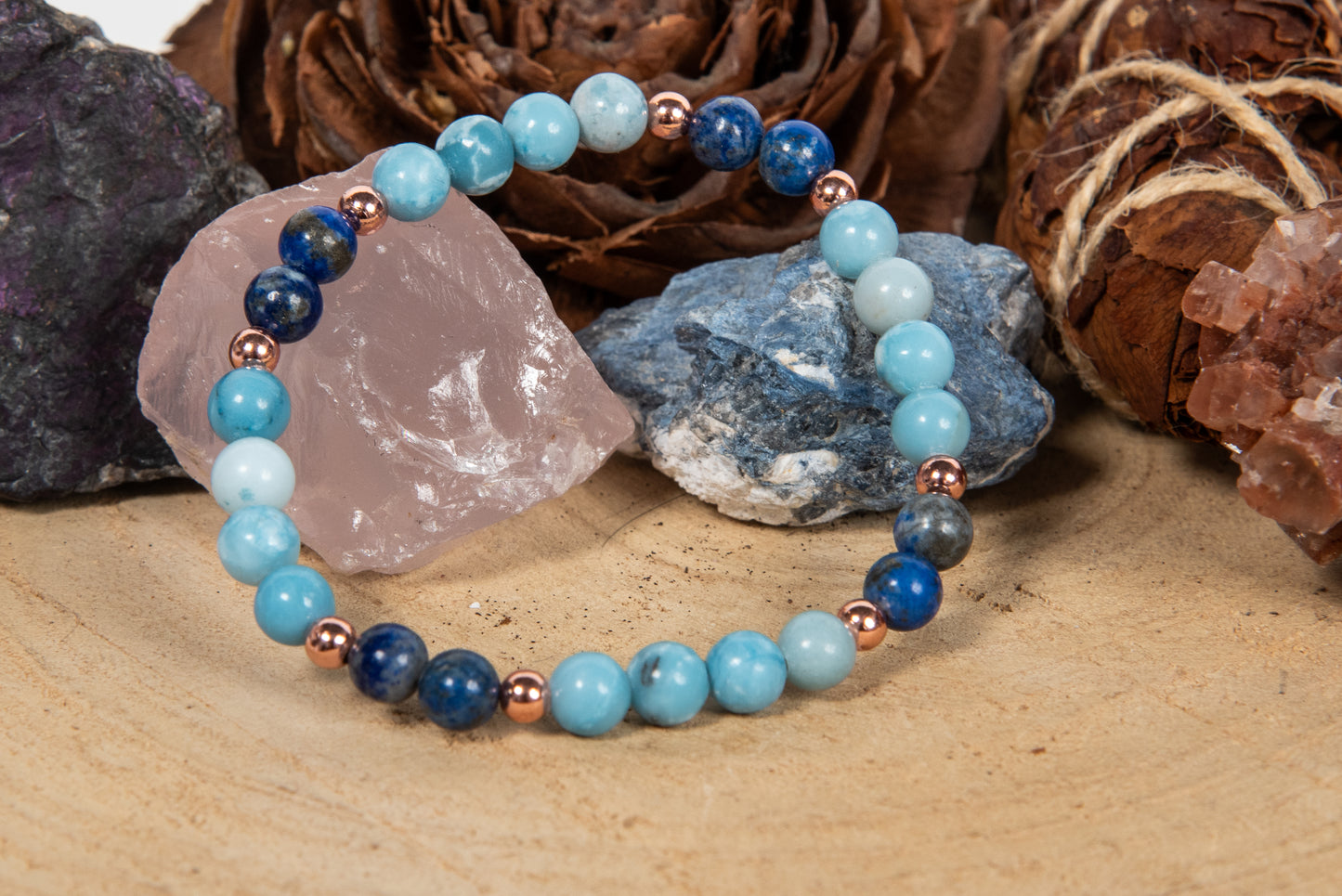 Bracciale perle 6 mm lapislazzuli, larimar, rame