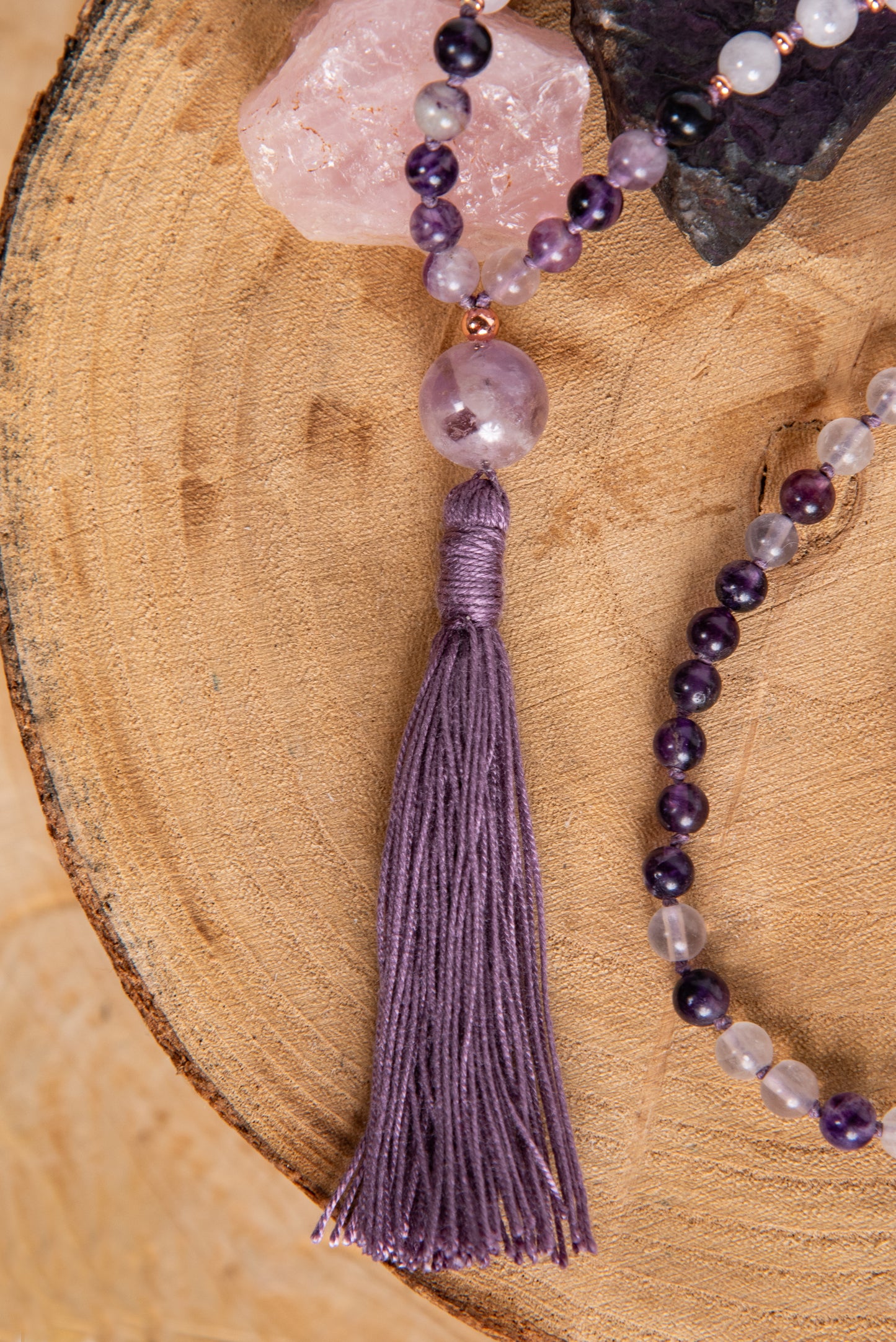 Mala per meditare 108 perle in Fluorite viola, Ametista lavanda, Pietra Guru Ametista, rame