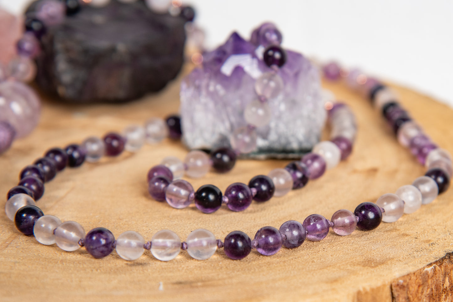 Mala per meditare 108 perle in Fluorite viola, Ametista lavanda, Pietra Guru Ametista, rame