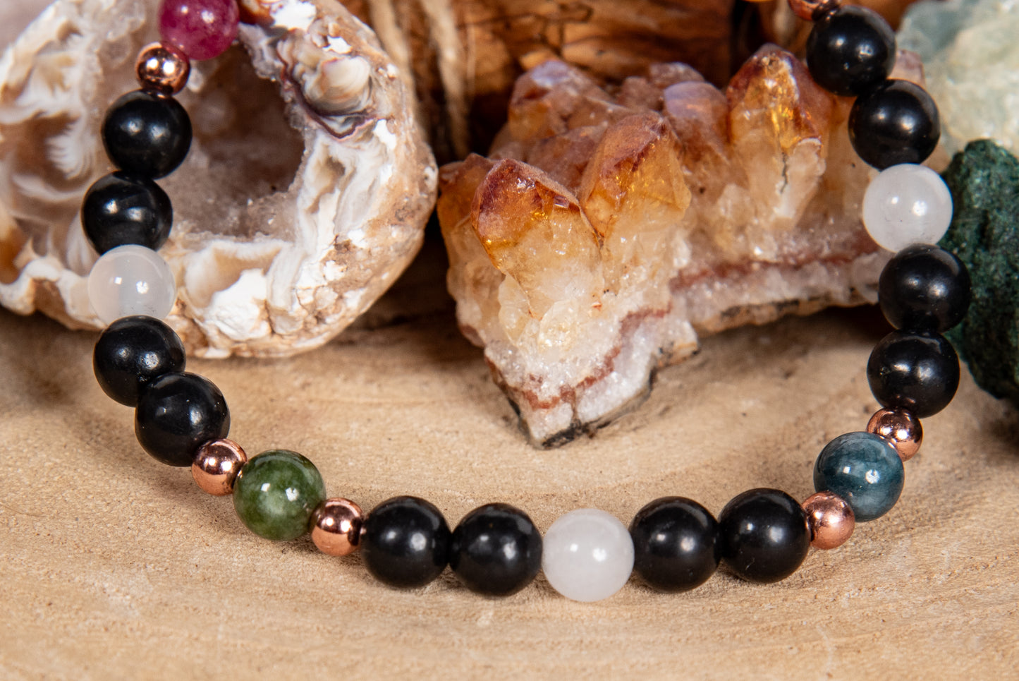 Bracciale perle 6 mm shungite, tormalina naturale vari colori, agata bianca, rame