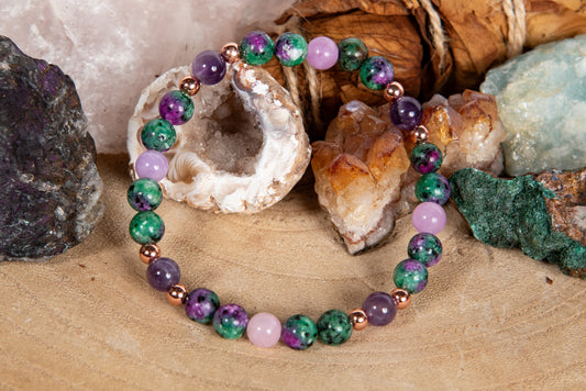 Bracciale perle 6 mm zoisite, kunzite, ametista, rame