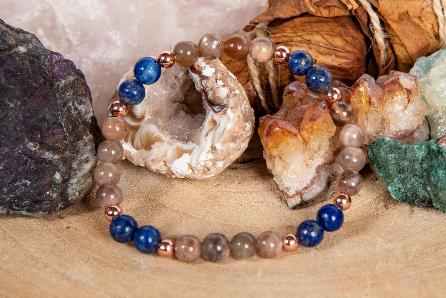 Bracciale perle 6 mm pietra di luna nera, lapislazzuli, rame