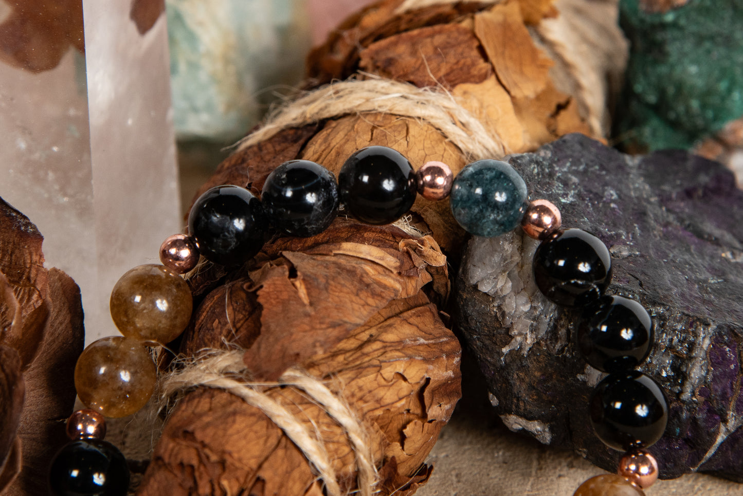 Bracciale perle 8 mm tormalina naturale, onice, rame