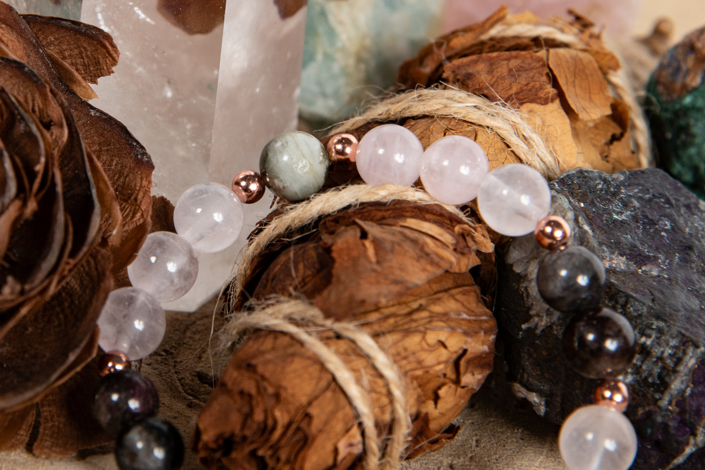 Bracciale perle 8 mm tormalina elbaite, quarzo rosa, rame