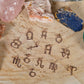 Diaspro brecciato, giada bianca, lava, rame, charms